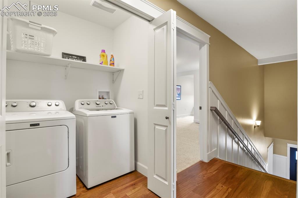 Image 26 of 32: Laundry