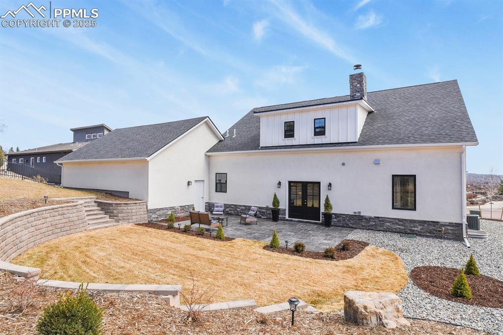 Image 31 of 32: Back of Structure