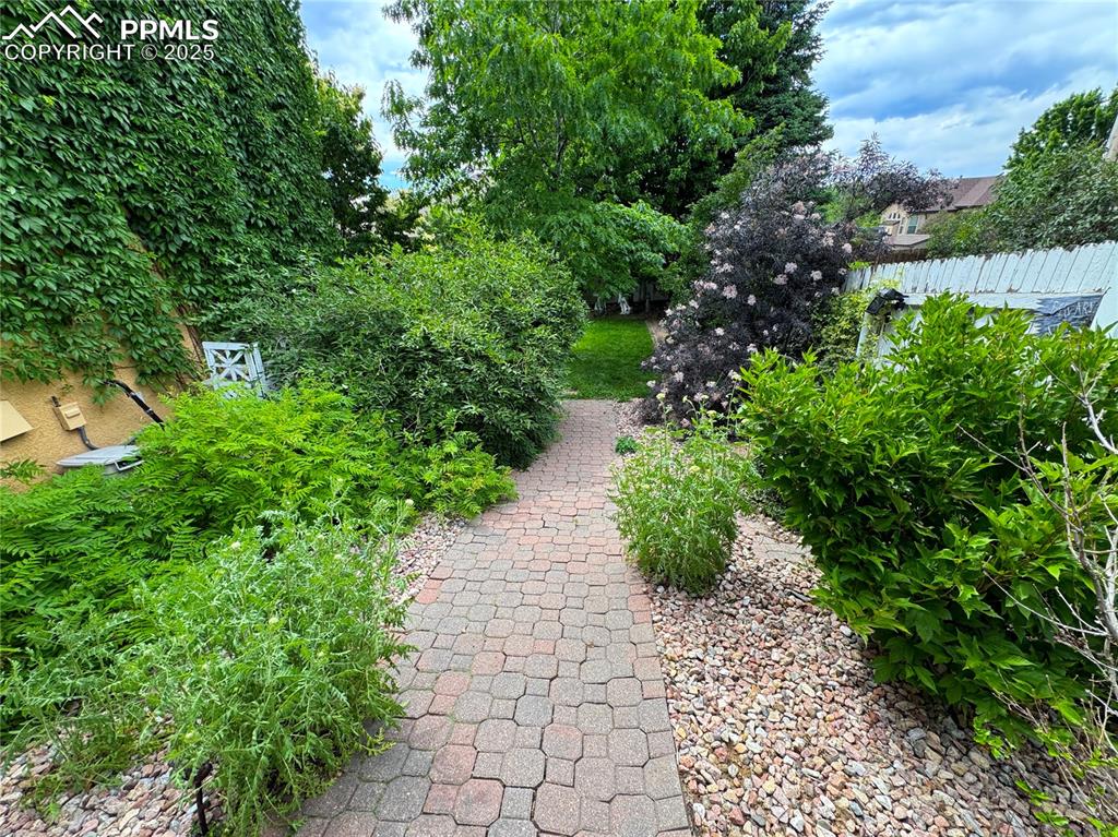 Image 36 of 38: Side of Structure