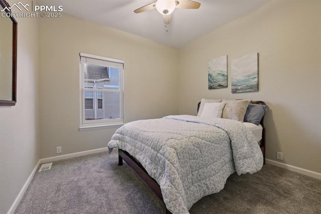 Image 19 of 42: Bedroom