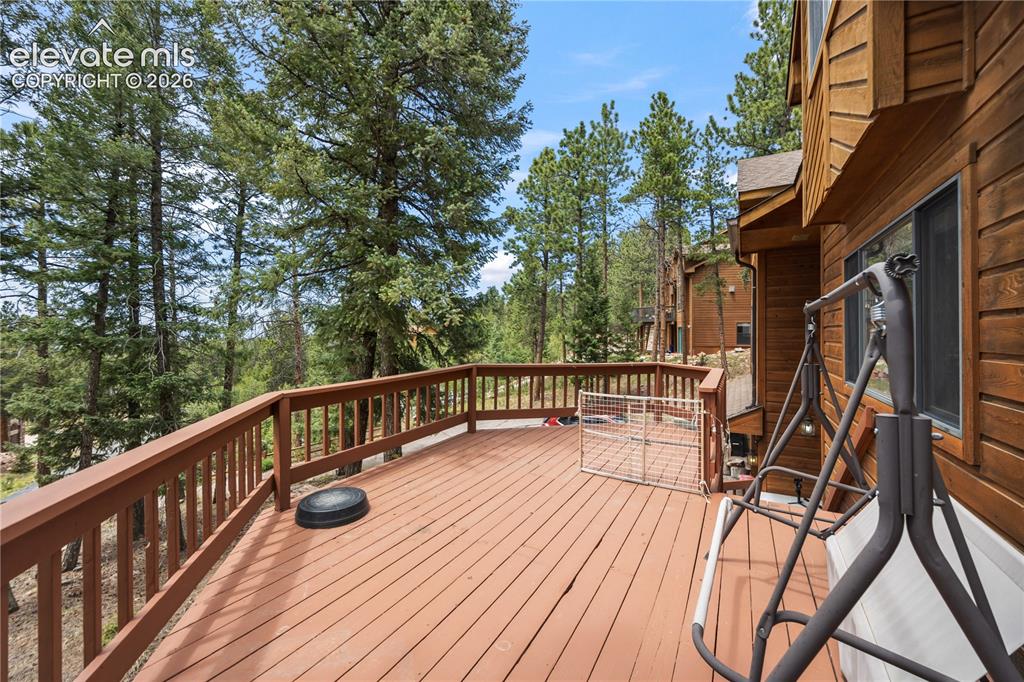 Image 8 of 34: Deck