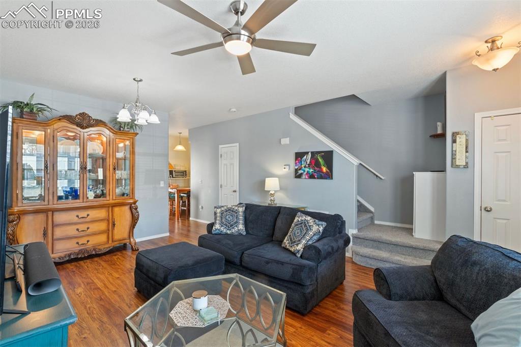 Image 7 of 22: Living Room