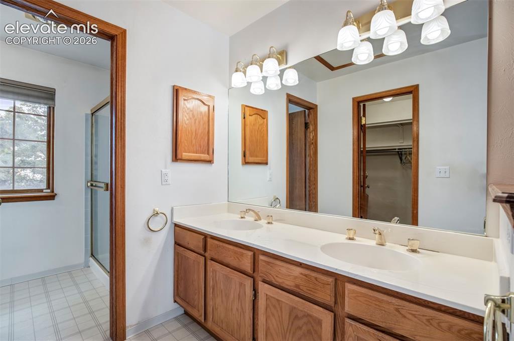 Image 21 of 47: Master Bathroom