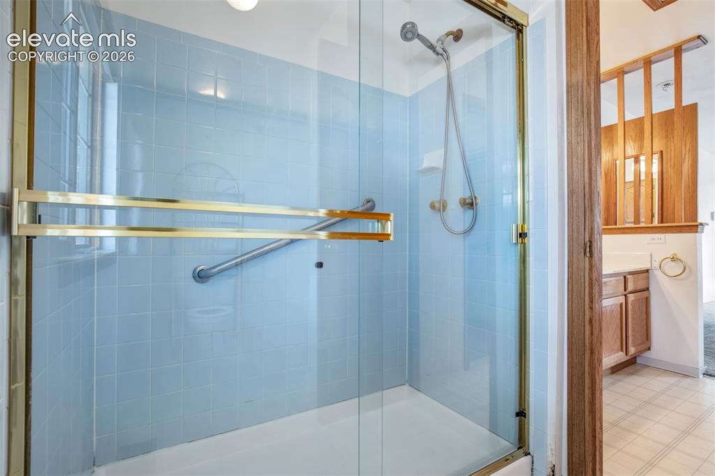 Image 24 of 47: Master Bathroom