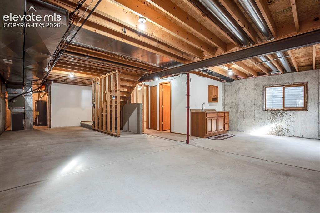 Image 34 of 47: Basement