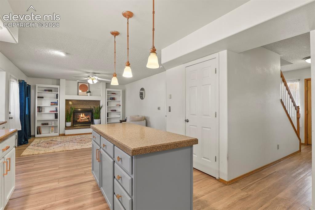 Image 8 of 44: Kitchen