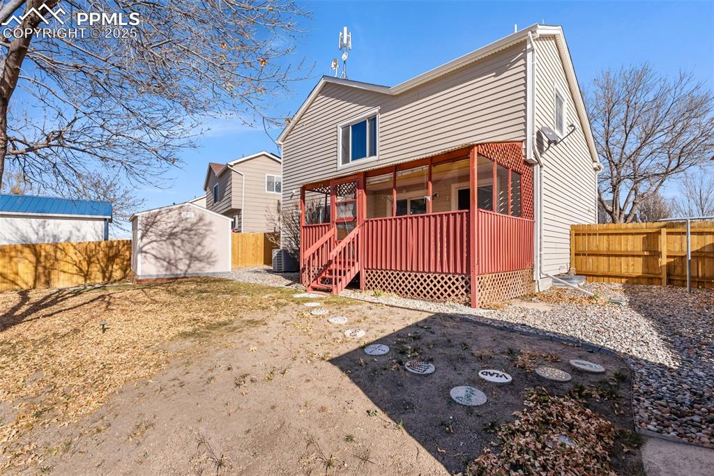 Image 23 of 25: Back of Structure