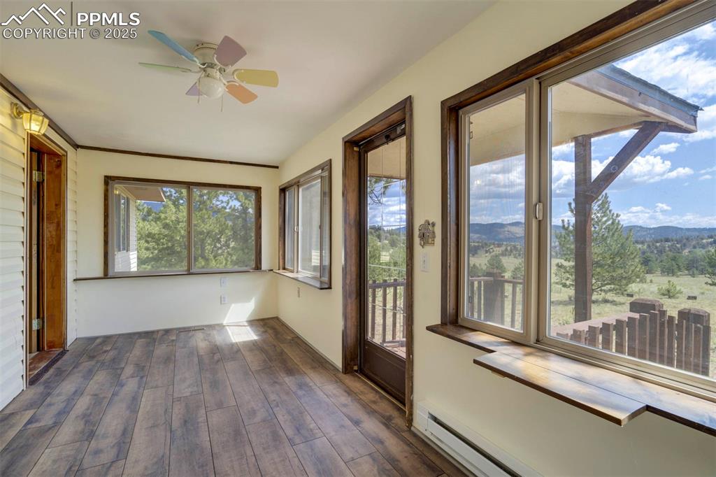 Image 12 of 50: Sun Room