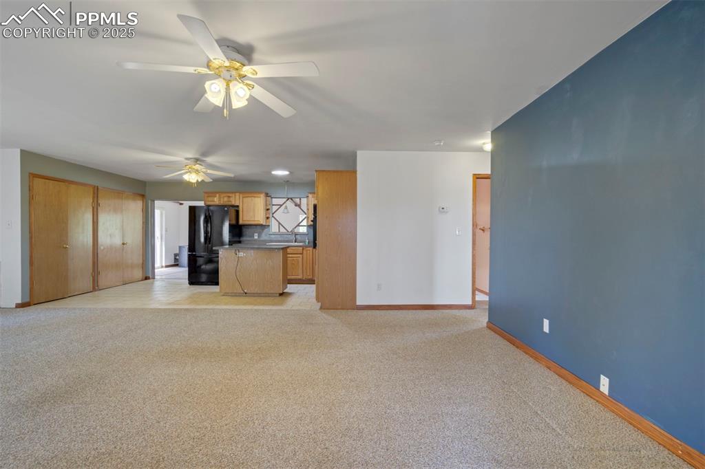 Image 13 of 50: Living Room