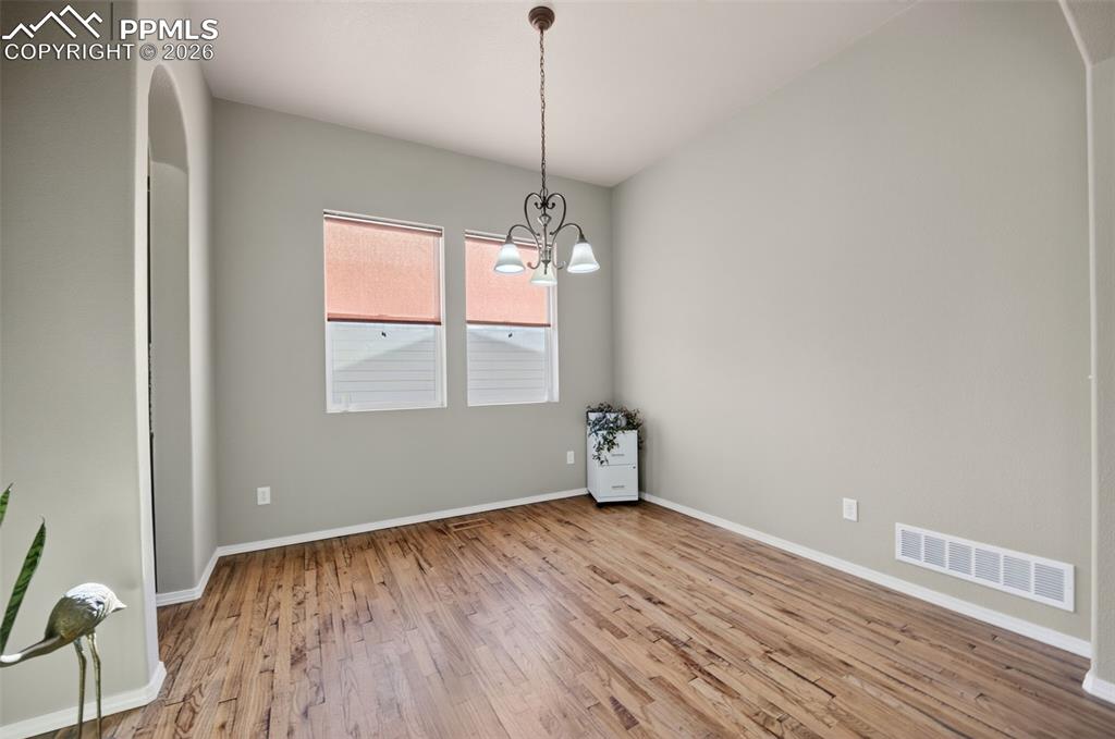 Image 18 of 50: No Description Available