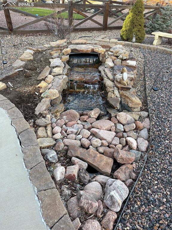 Image 42 of 50: Water Feature