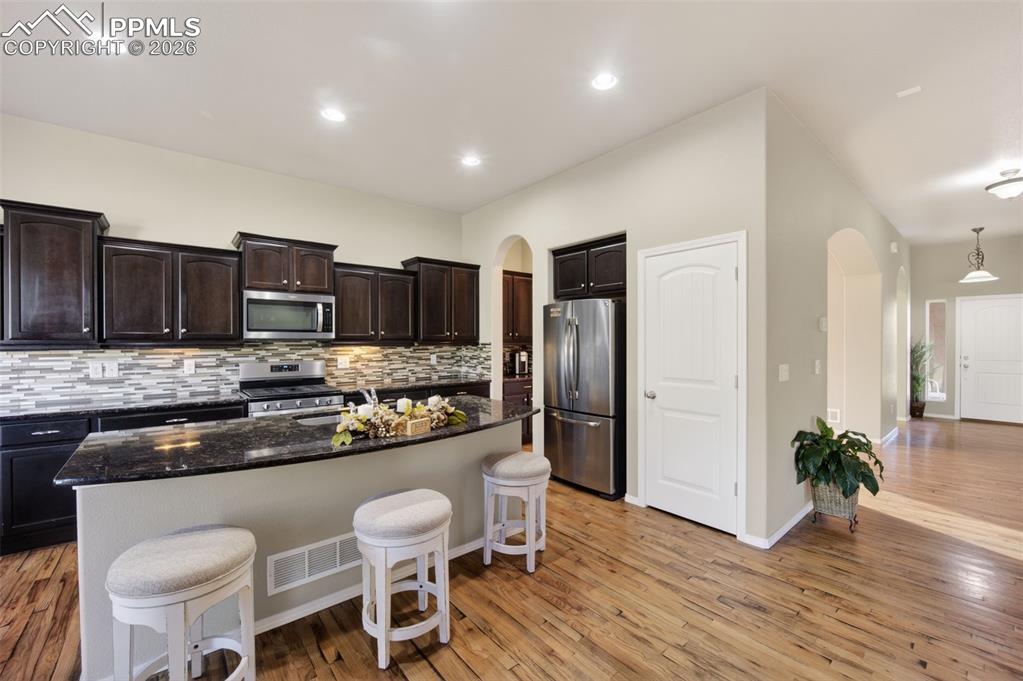 Image 9 of 50: No Description Available