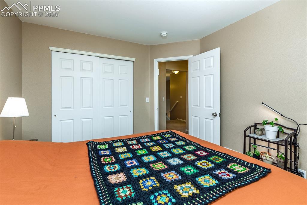 Image 18 of 36: Bedroom