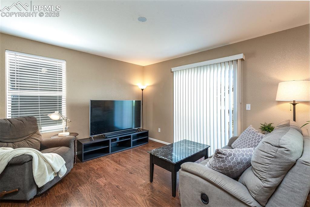 Image 6 of 36: Living Room