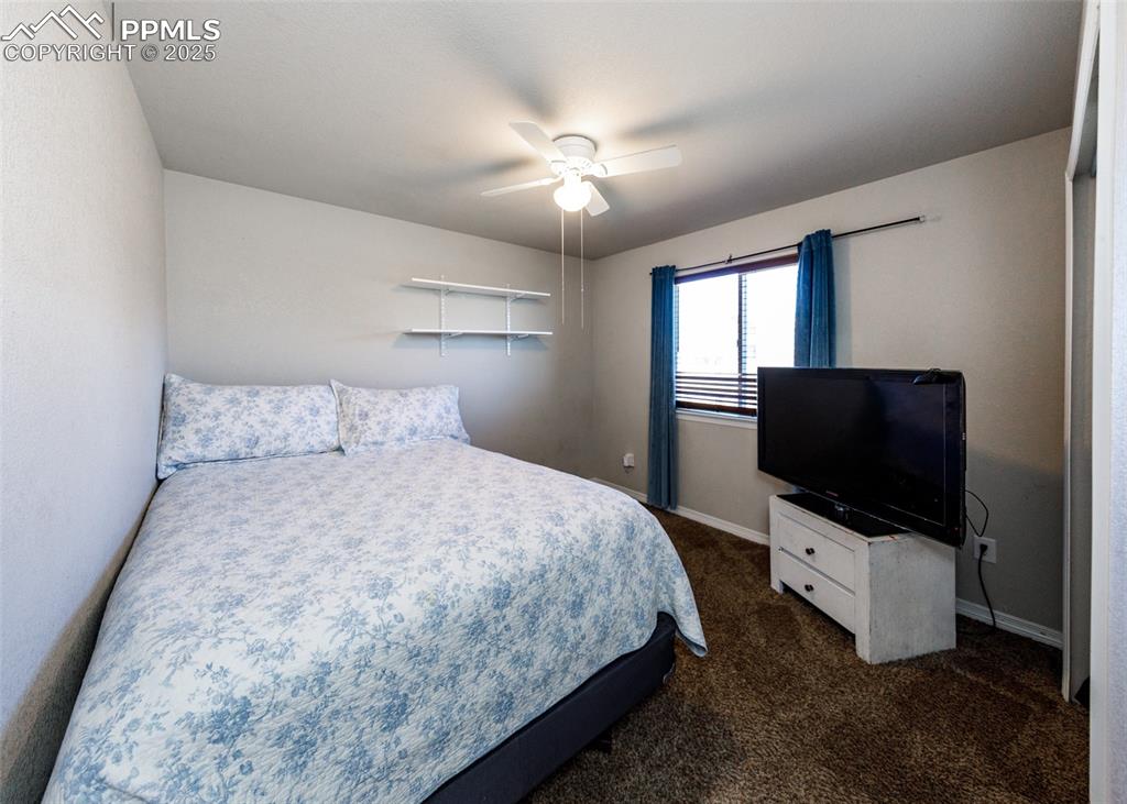 Image 24 of 37: Bedroom