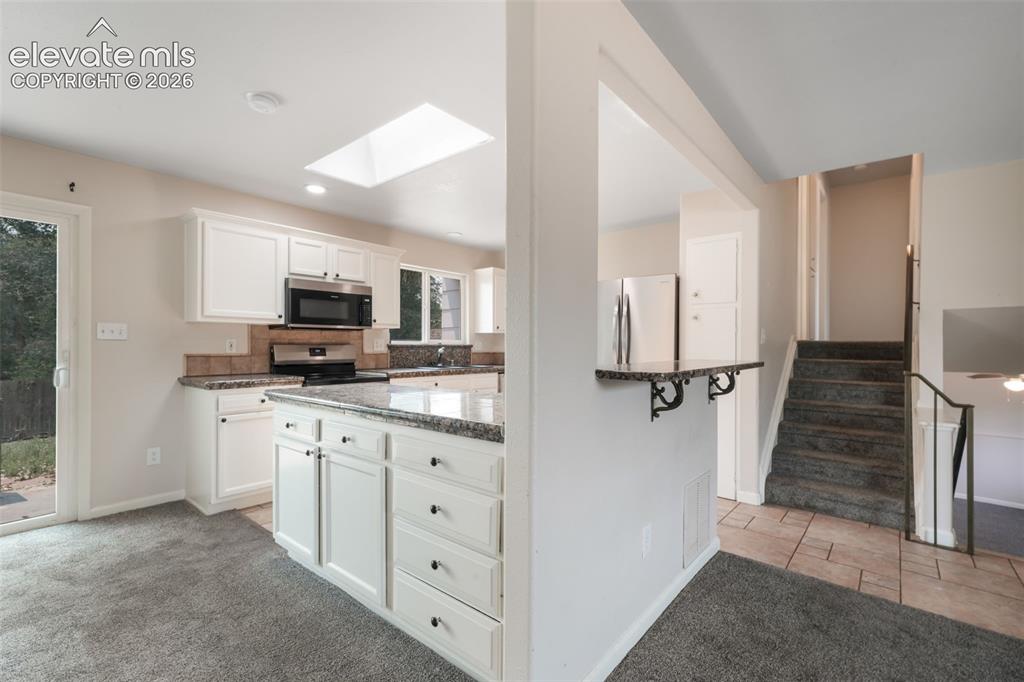 Image 7 of 50: Floor Plan