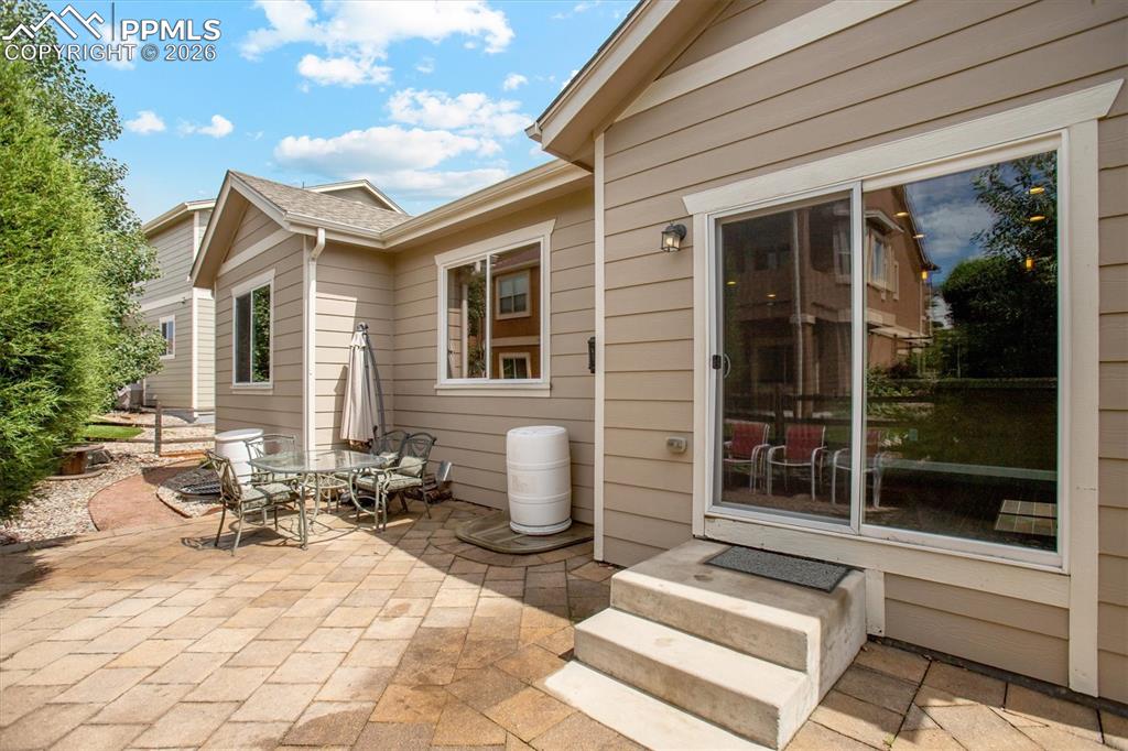 Image 27 of 30: Patio