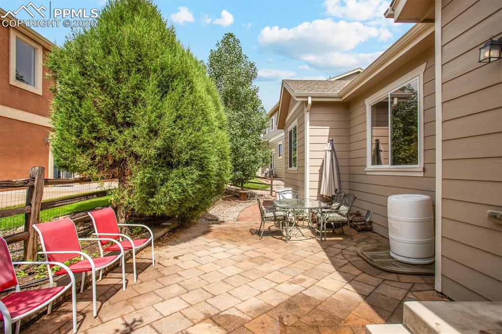 Image 30 of 30: Patio