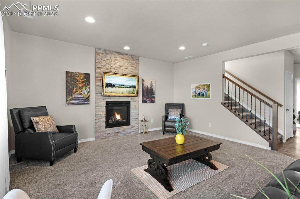 Image 7 of 39: Living Room