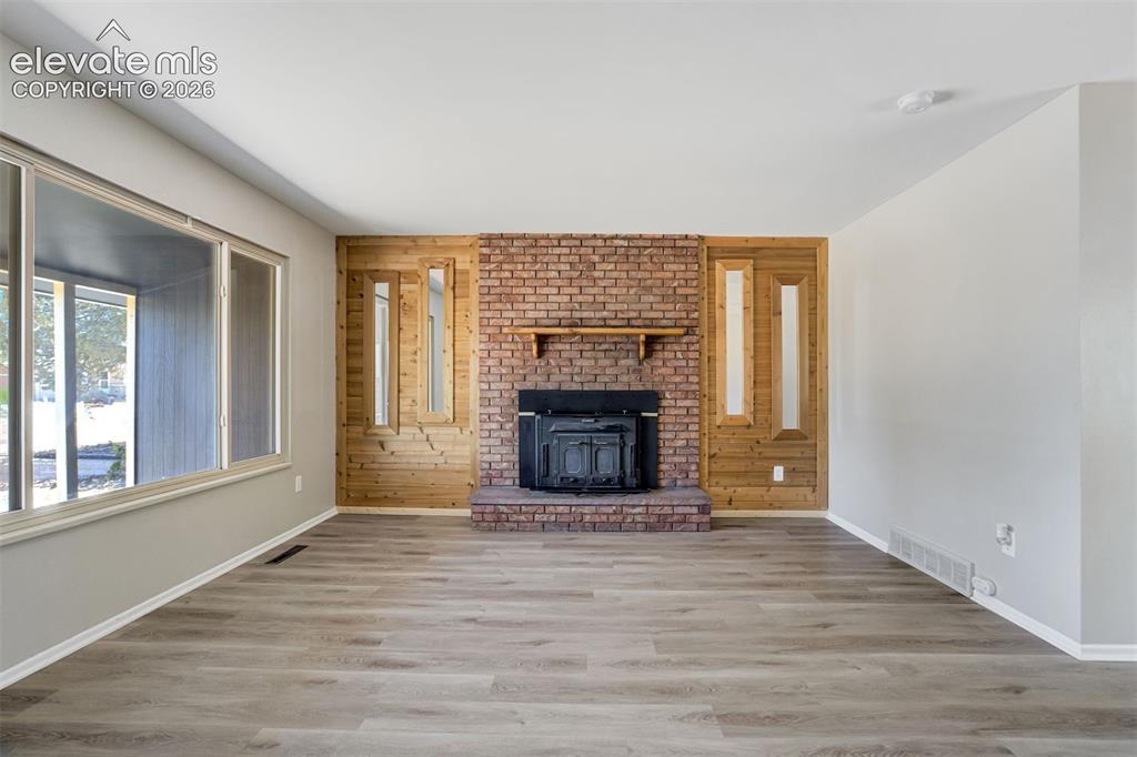 Image 6 of 39: Living Room