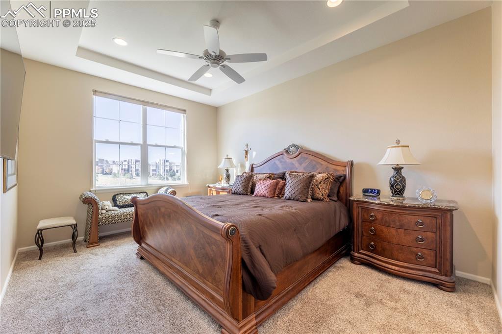 Image 15 of 41: Bedroom