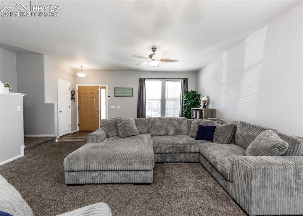 Image 5 of 28: Living Room