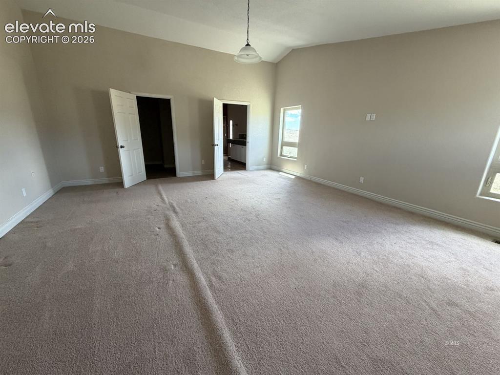Image 10 of 19: Bedroom