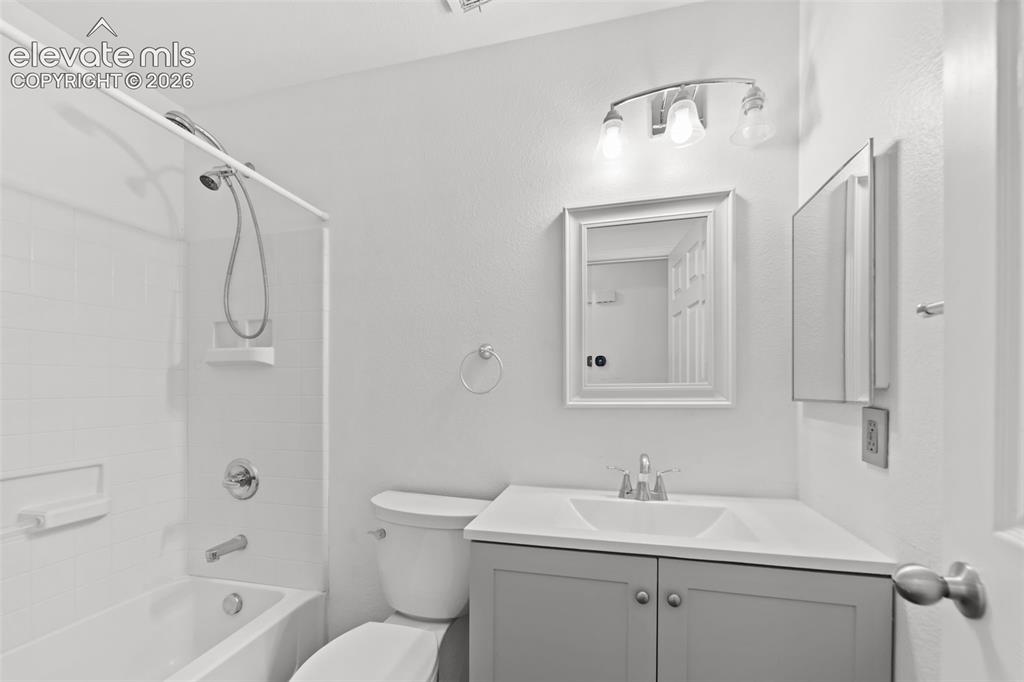 Image 12 of 37: Bathroom
