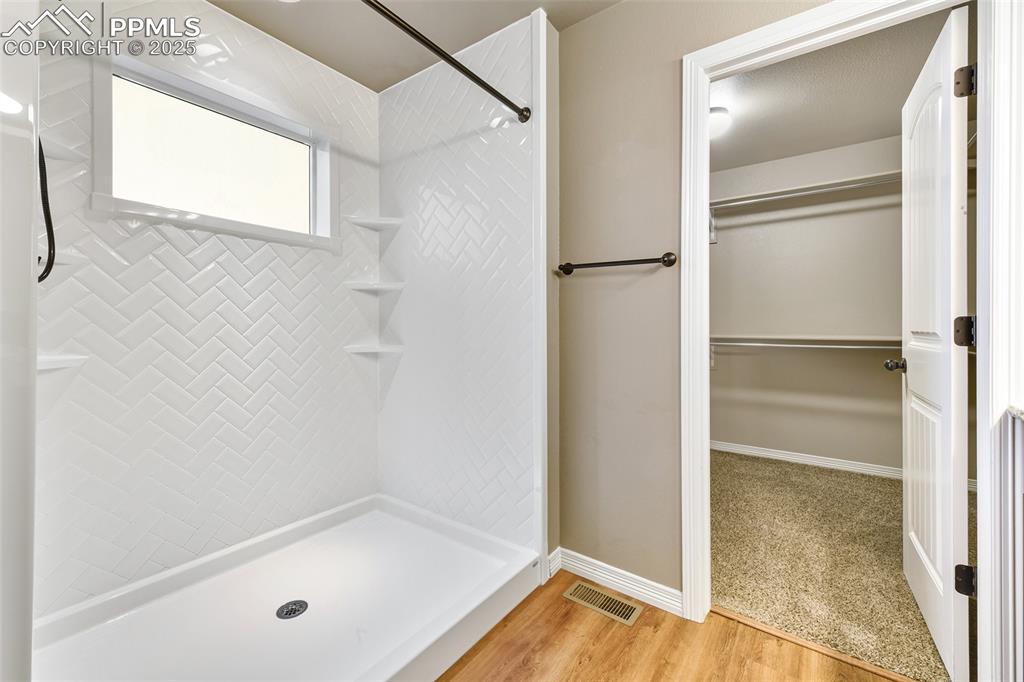 Image 20 of 35: walk-in shower