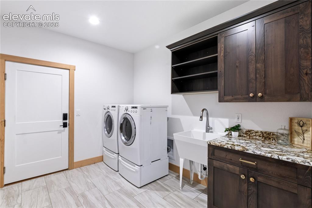 Image 20 of 46: Massive laundry space