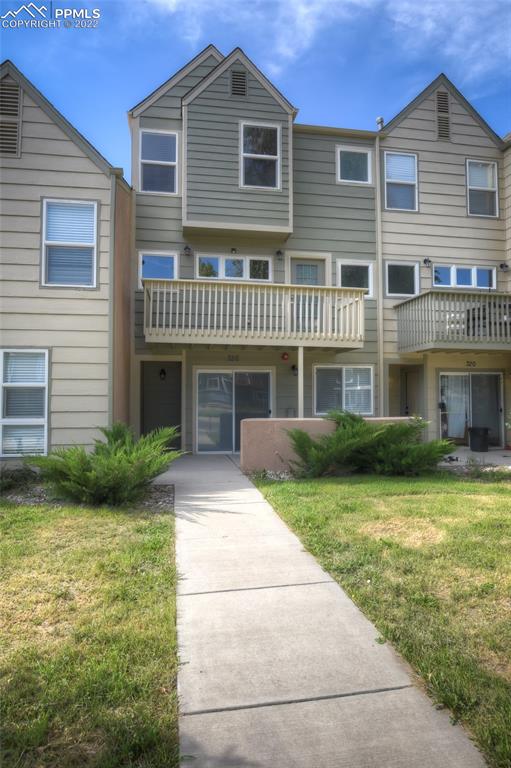 Listing 6889306, Image 2 of 43