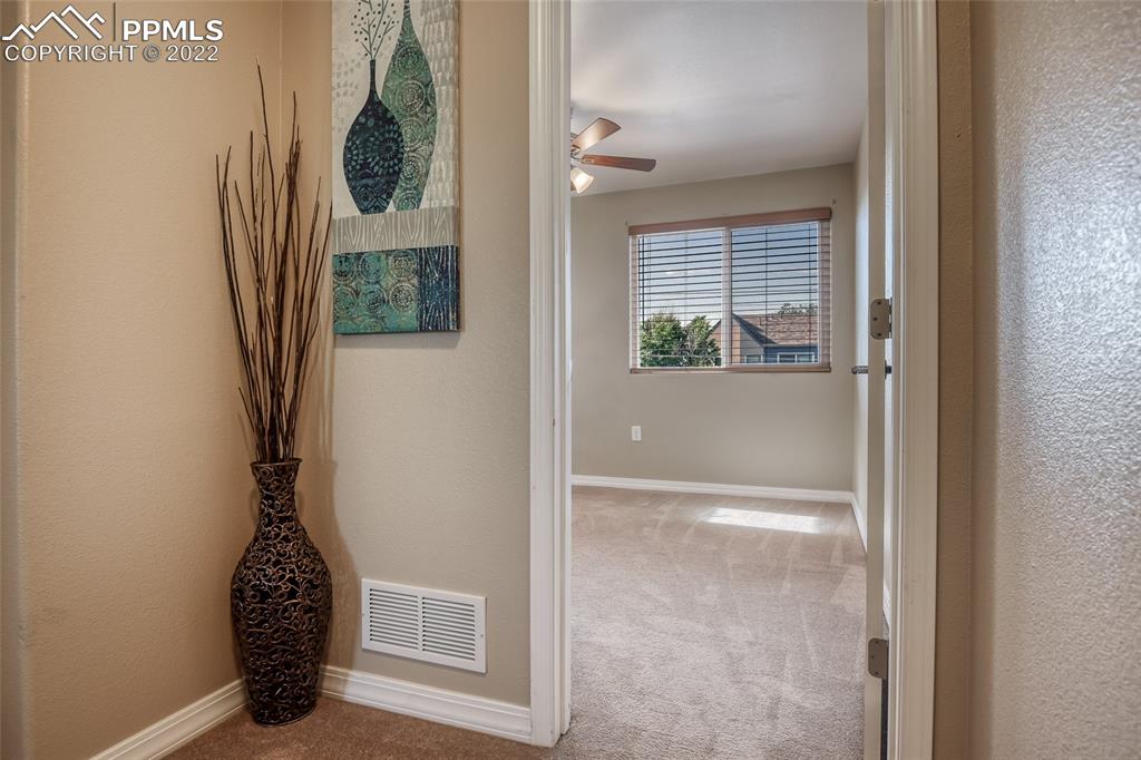 Listing 6889306, Image 31 of 43