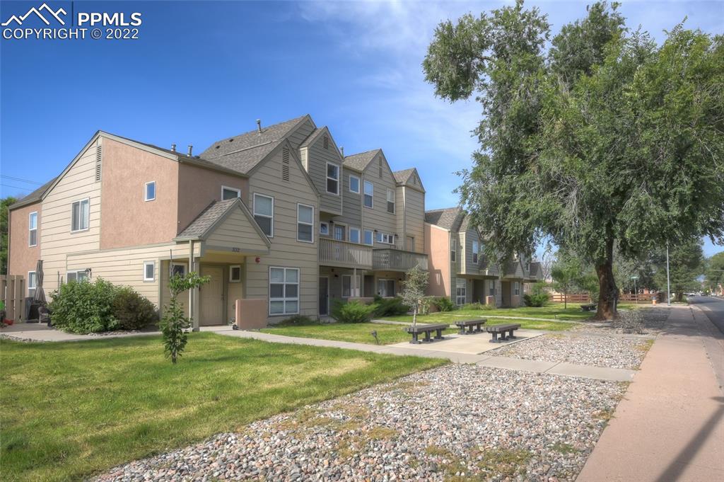 Listing 6889306, Image 4 of 43