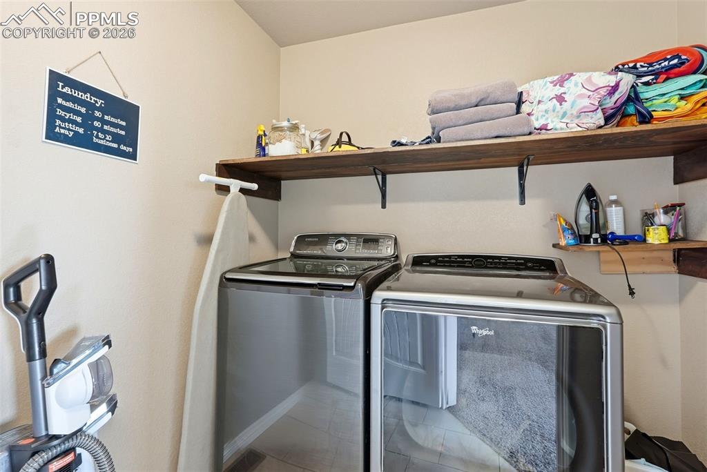 Image 19 of 48: Laundry