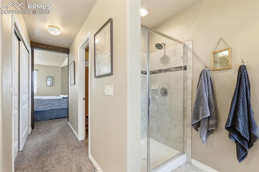 Image 26 of 48: Bathroom