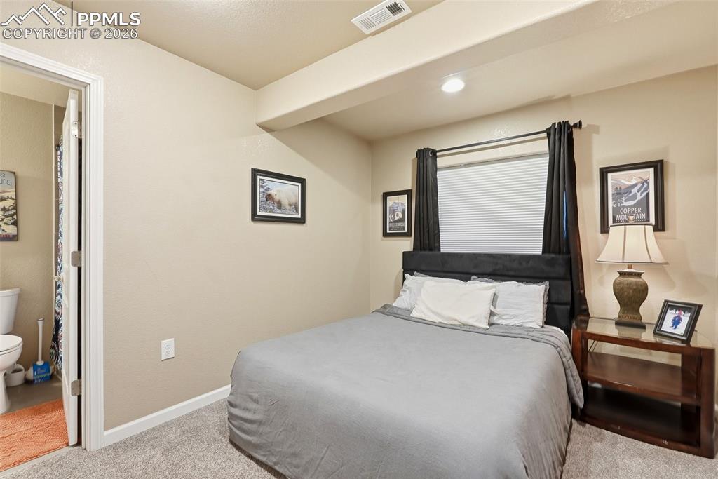 Image 38 of 48: Bedroom