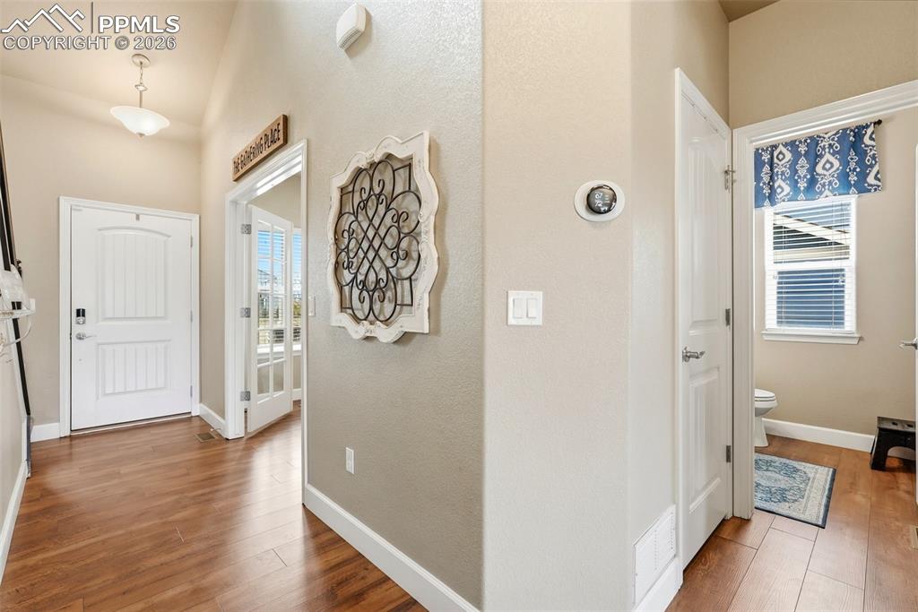 Image 5 of 48: Entry