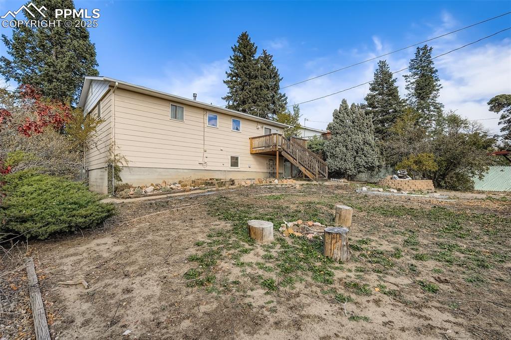 Image 25 of 26: Back of Structure