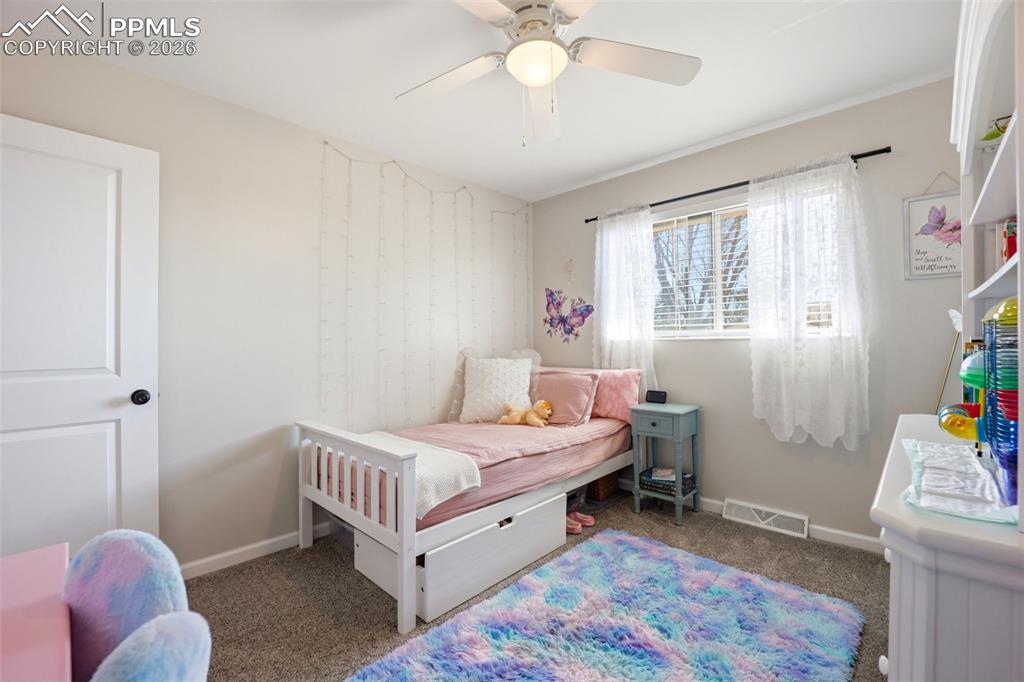 Image 12 of 42: Bedroom