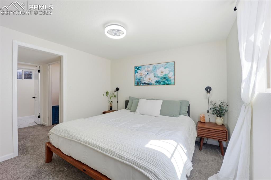 Image 26 of 42: Bedroom