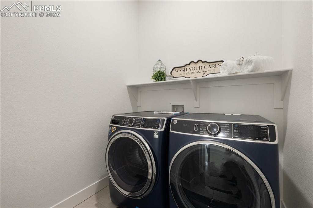 Image 9 of 29: Laundry