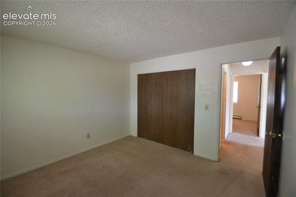 Image 15 of 31: Bedroom