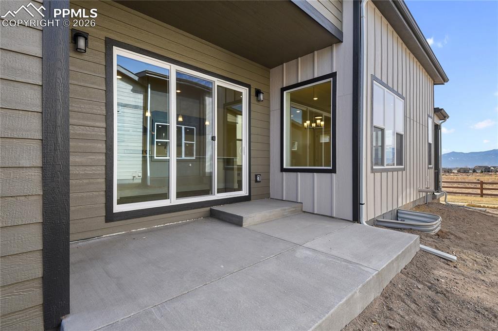 Image 34 of 35: Patio