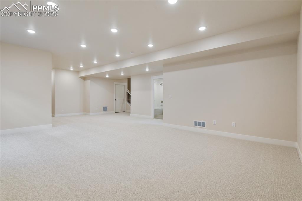 Image 40 of 42: Family Room