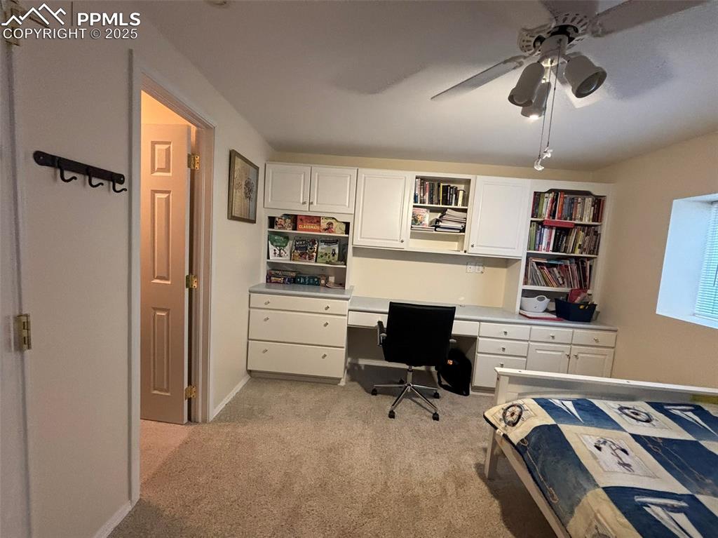 Image 28 of 45: Bedroom