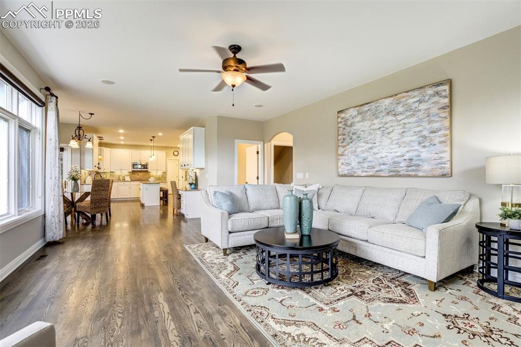 Image 16 of 49: Living Room