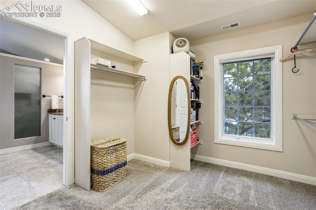 Image 29 of 49: Closet