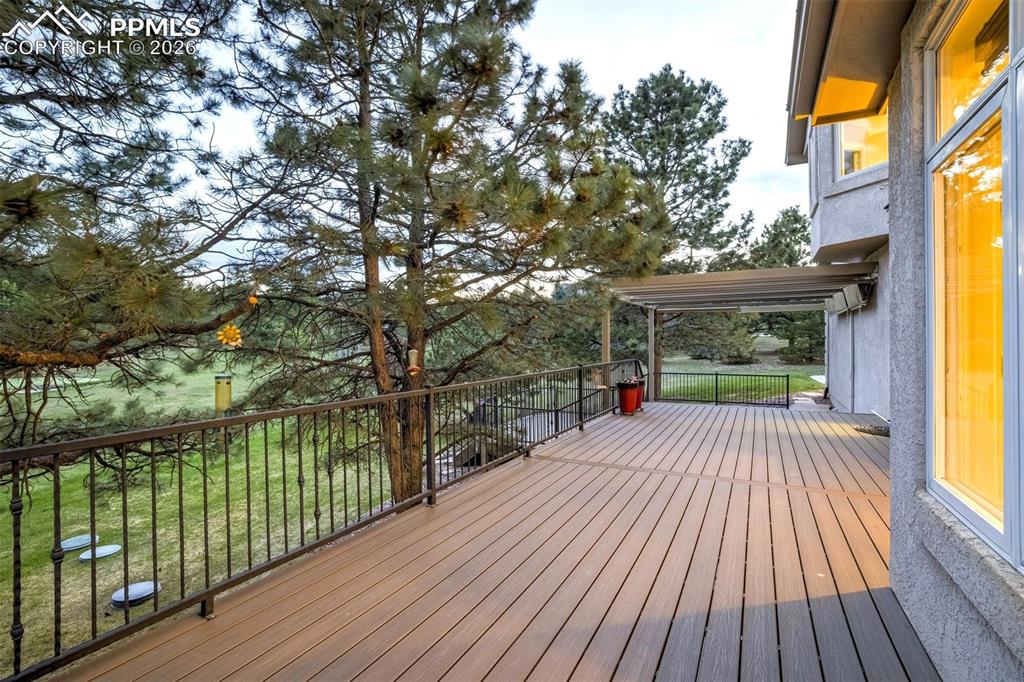 Image 43 of 49: Deck