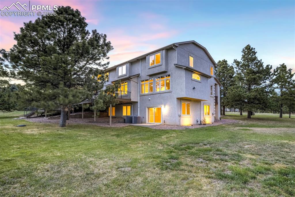 Image 46 of 49: Back of Structure