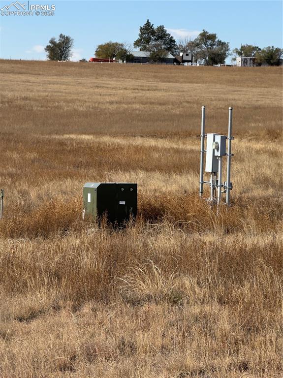 Image 2 of 21: Exterior view of a pad mount transformer